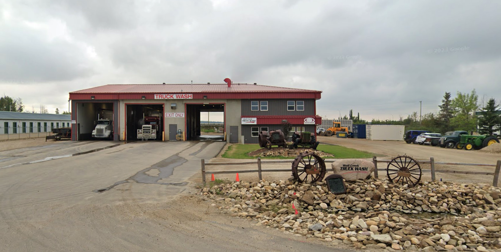 The outside of Wolf Creek Truck Wash